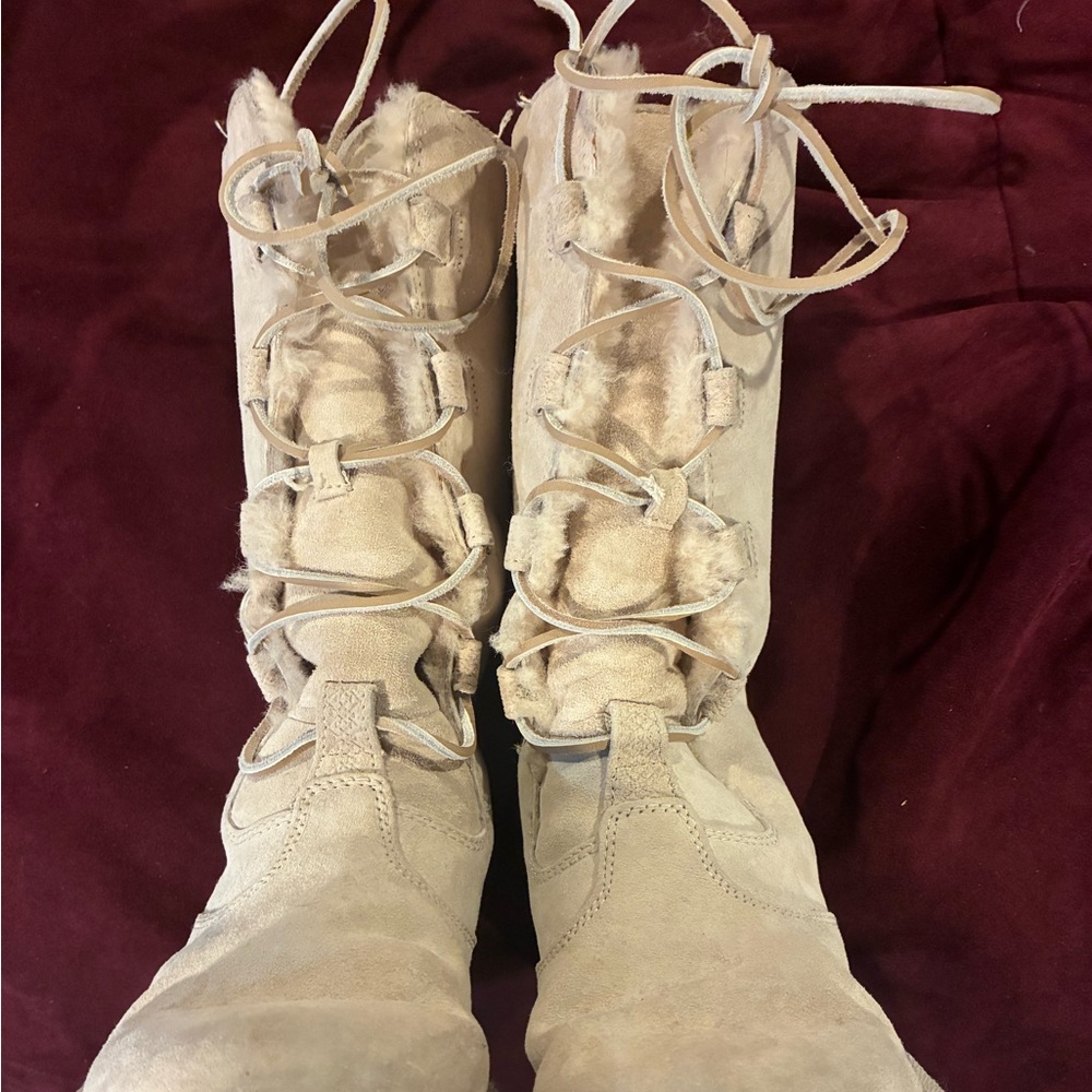 UGG Women's Beige Lace-Up Boots